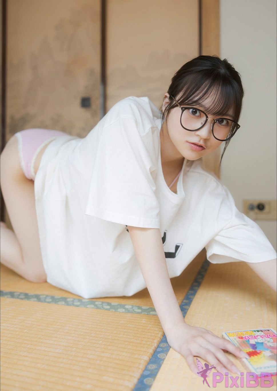 Japanese Idol Usa Hiiragi Usaki DOLCE digital photo book I was a two dimensional supremacist Heroine confirmed in manga world reincarnation Moreover the initial status all 004 PixiBB.COM