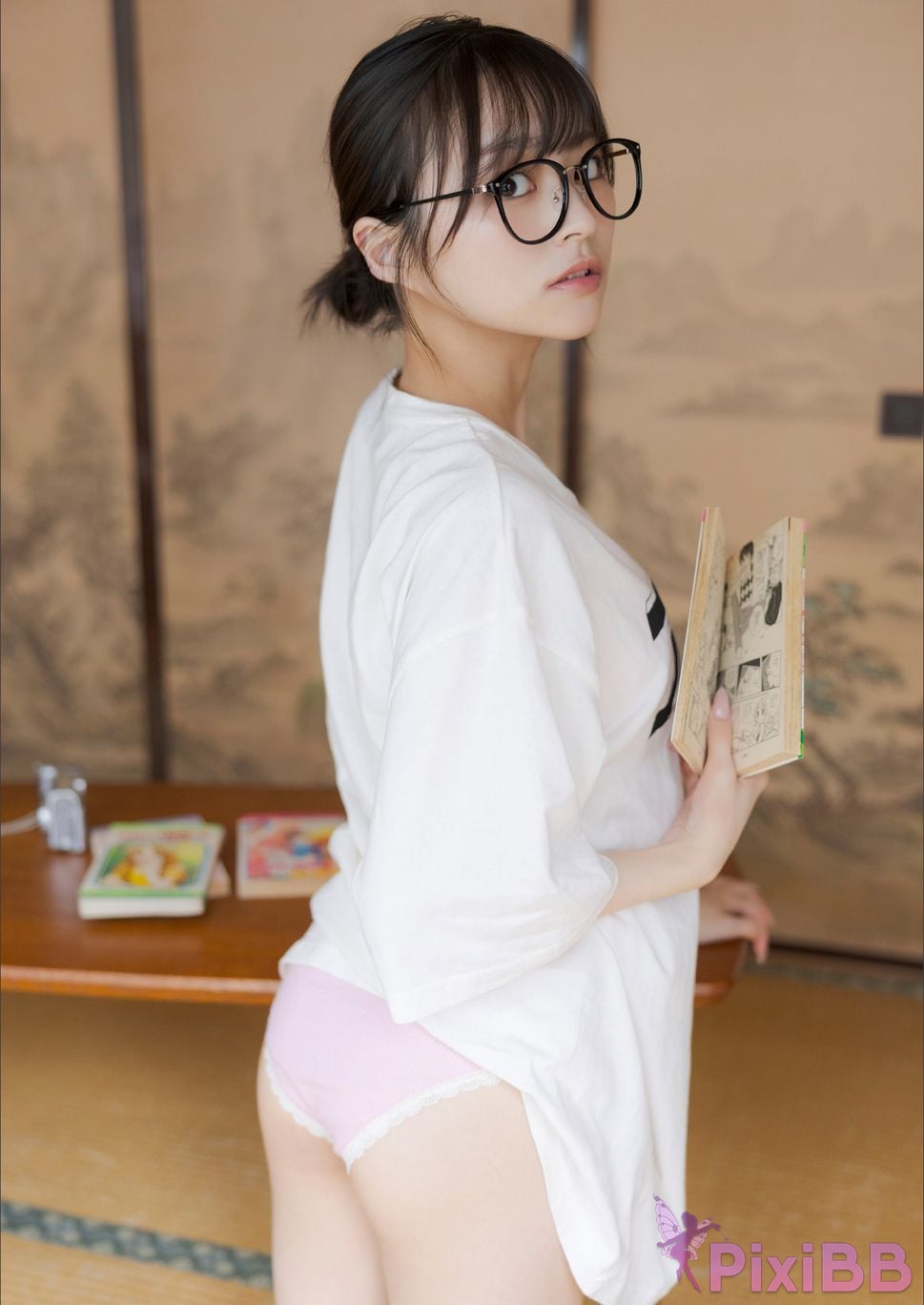 Japanese Idol Usa Hiiragi Usaki DOLCE digital photo book I was a two dimensional supremacist Heroine confirmed in manga world reincarnation Moreover the initial status all 005 PixiBB.COM