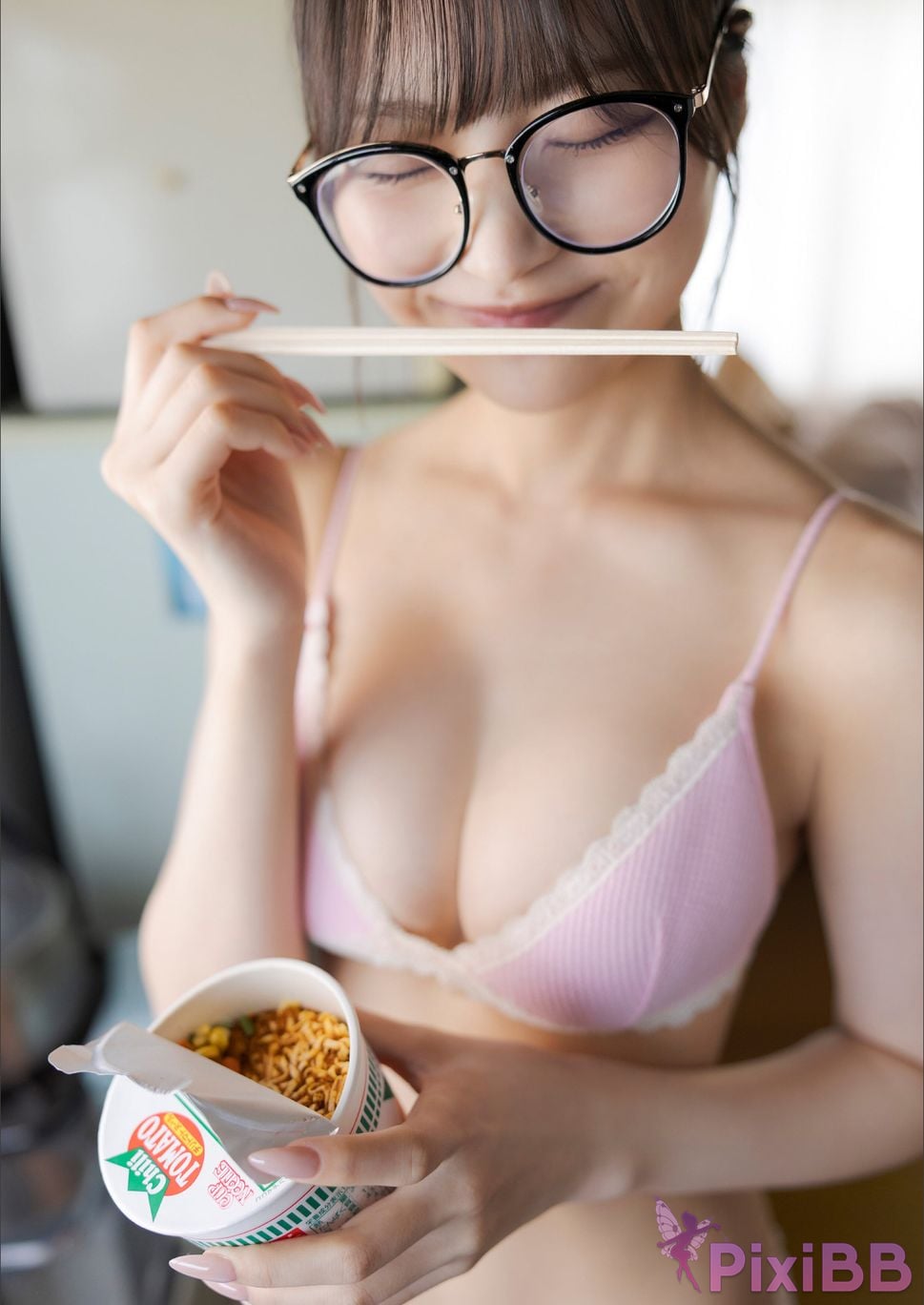 Japanese Idol Usa Hiiragi Usaki DOLCE digital photo book I was a two dimensional supremacist Heroine confirmed in manga world reincarnation Moreover the initial status all 025 PixiBB.COM
