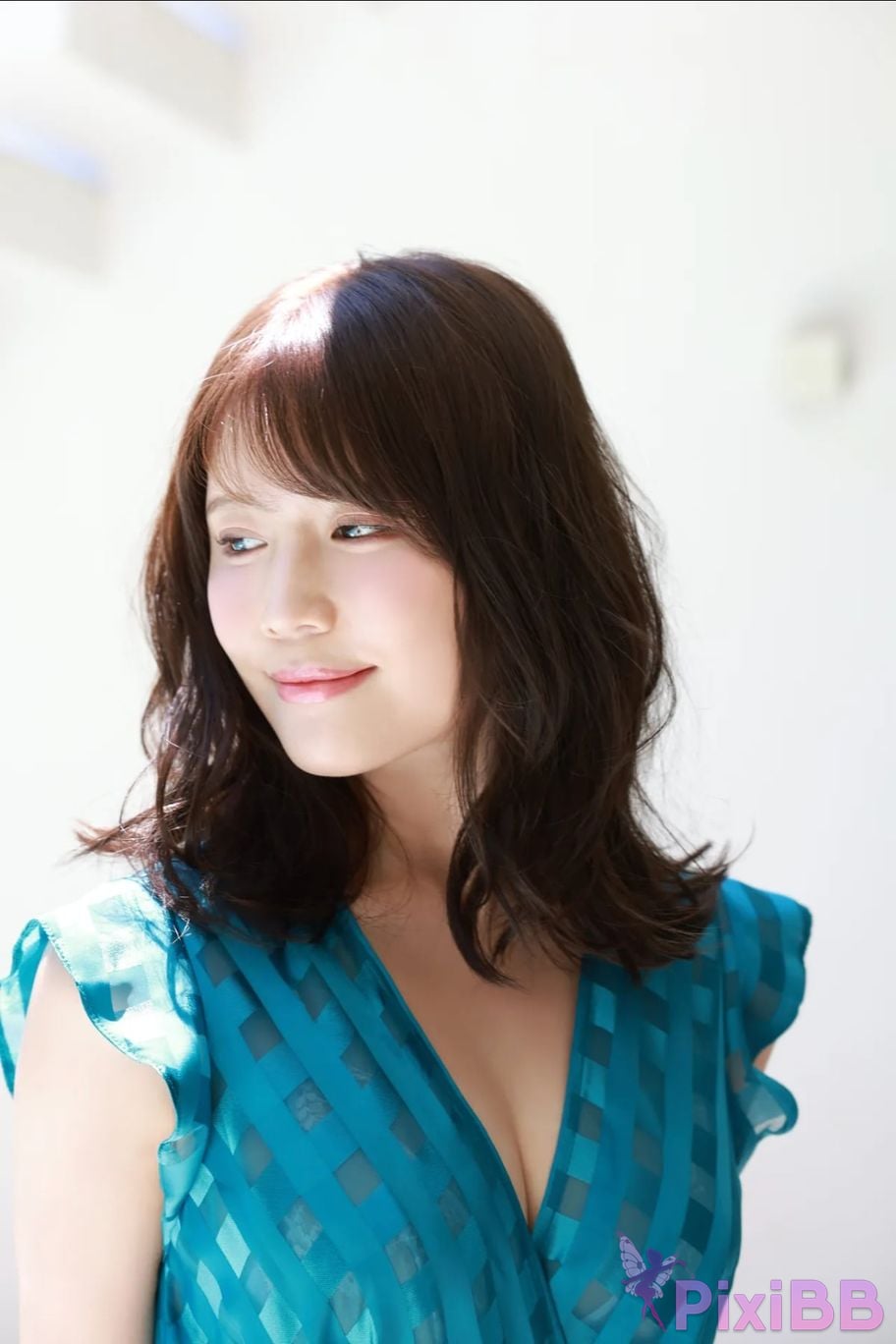 Japanese Idol Yuka Kohinata FRIDAY Digital Photo Book Soleil All Unreleased Special Edition Vol.1 Cuts PixiBB.COM 003