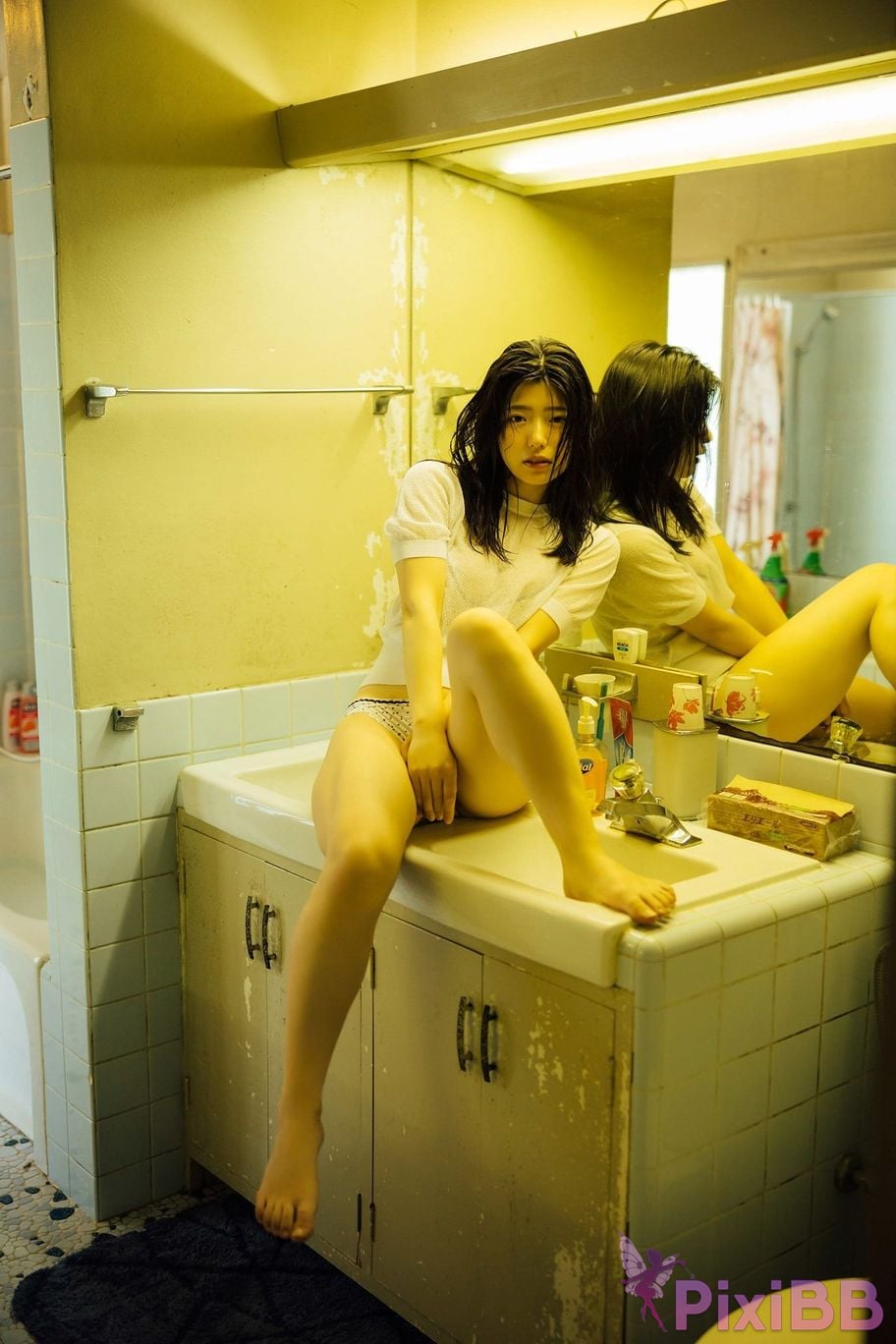 Japanese Idol Kana Yamada Weekly Post Digital Photo Book Even though I love you anyway PixiBB.COM 088