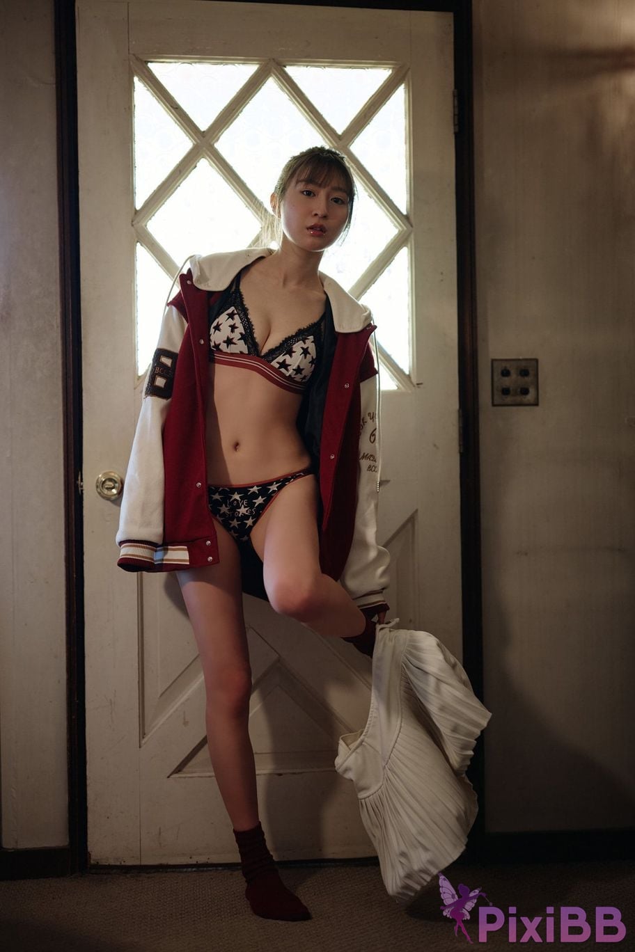 Japanese Idol Nozomi Miyabe Fall in love with this golden ratio Weekly Post Digital Photo Book PixiBB.COM 012