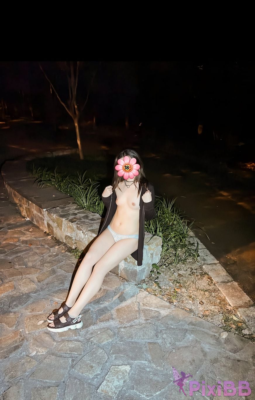 OtherXXX Starstar light The ultimate contrast goddess Outdoor exposure to seduce PixiBB.COM 368
