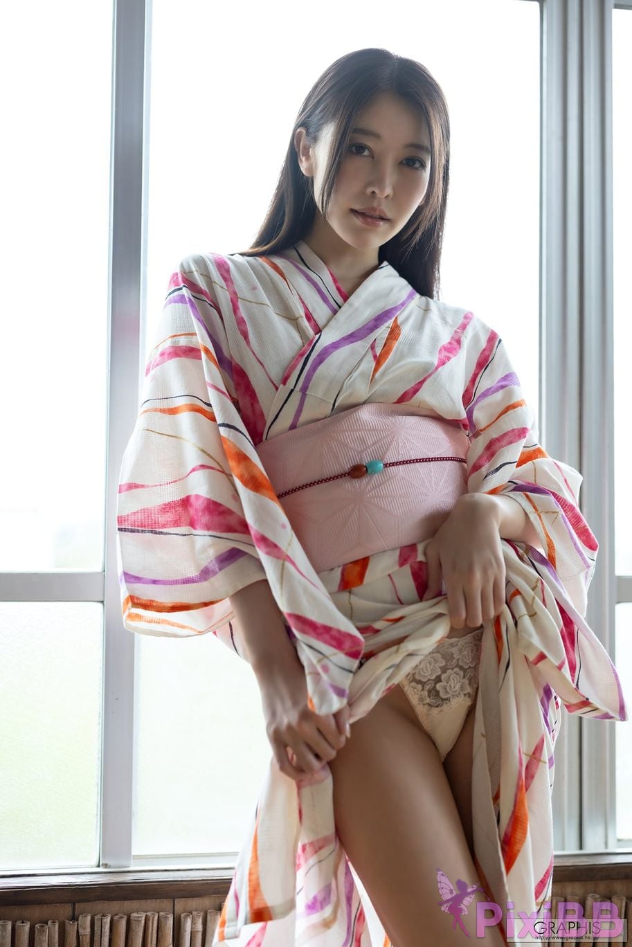 Japanese Idol Mori Hinako Graphis SPRING SPECIAL 2026 Secret Passion Vol.1 2 3 PixiBB.COM 024