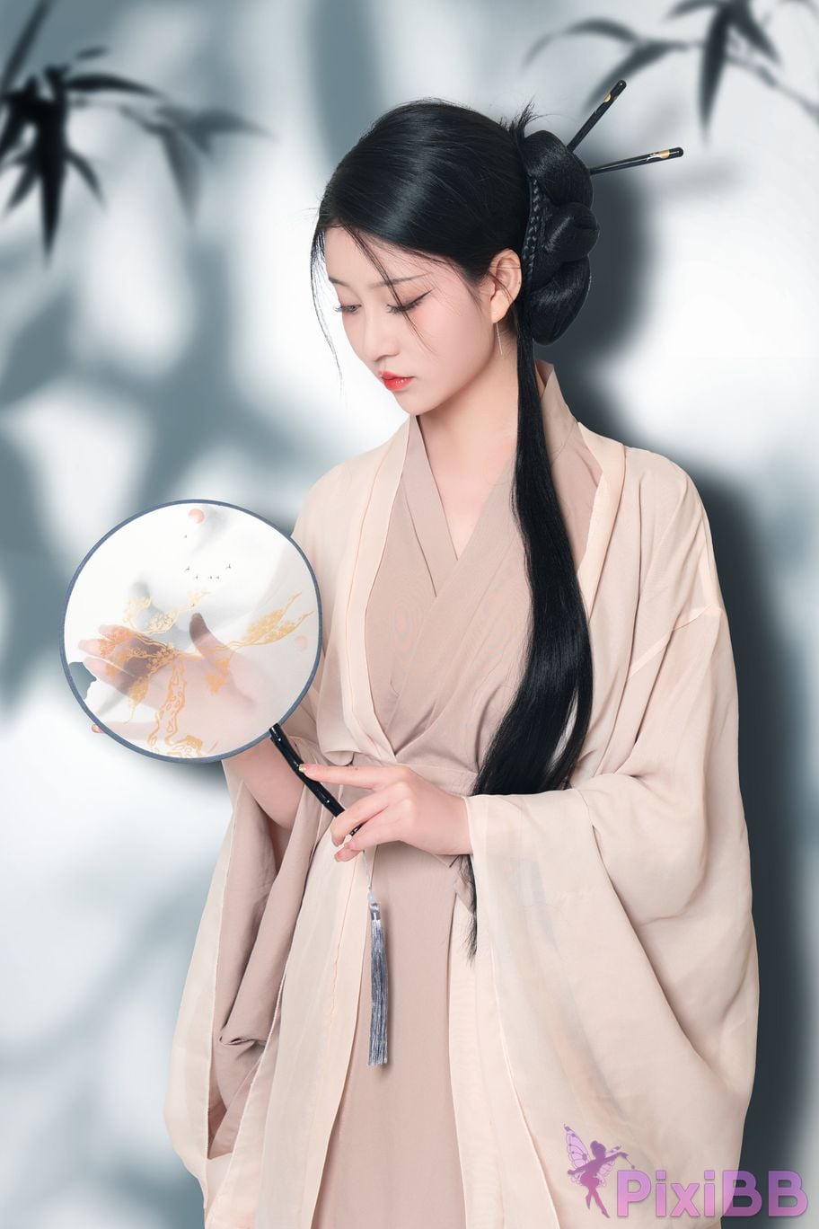 Coser Nnian PixiBB.COM 004