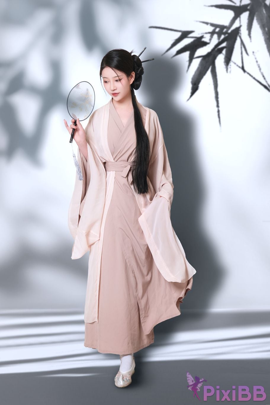 Coser Nnian PixiBB.COM 005