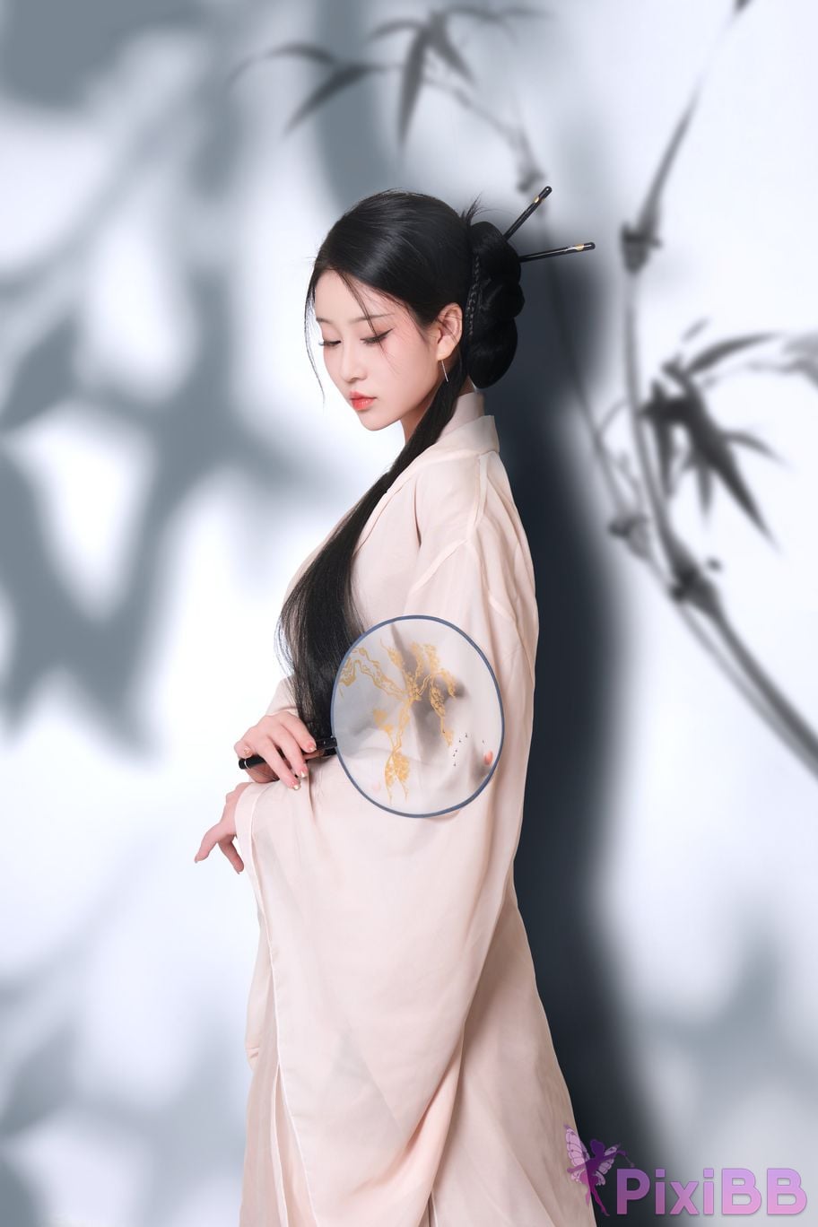 Coser Nnian PixiBB.COM 006