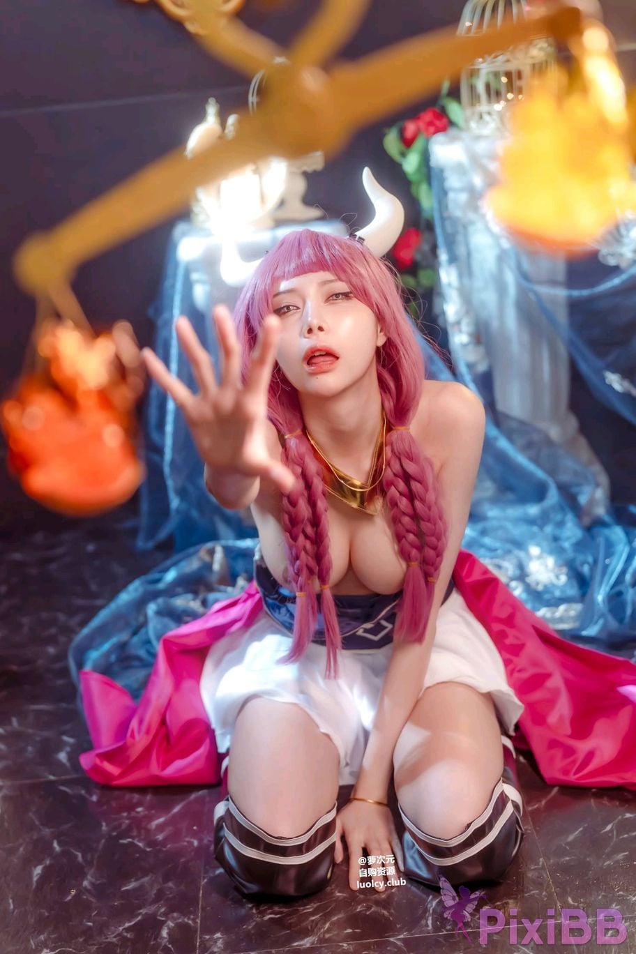 Cosplayer Haruka Yunxi a wu la gei wo tuo diao shuang nv shen de mi kuai le shi guang PixiBB.COM 011