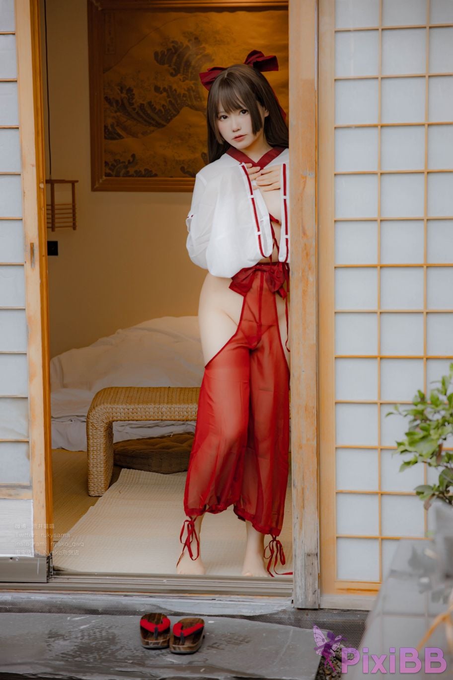 Coser Nyako PixiBB.COM 001.JPG