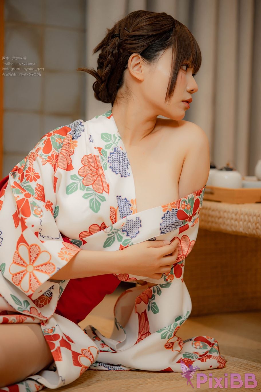 Coser Nyako PixiBB.COM 101.JPG