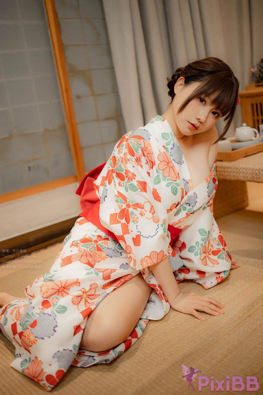 Coser Nyako PixiBB.COM 102.JPG