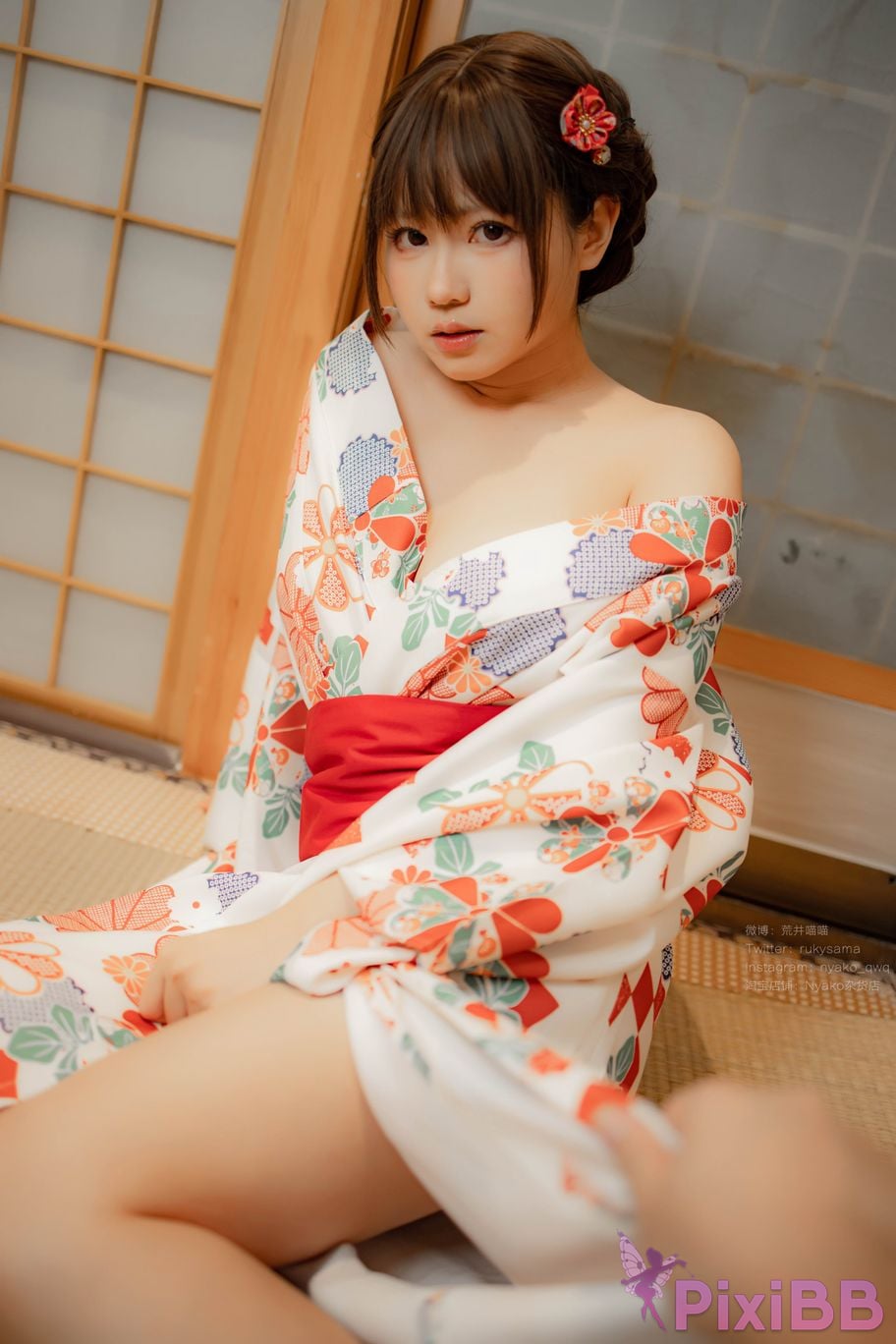 Coser Nyako PixiBB.COM 111.JPG