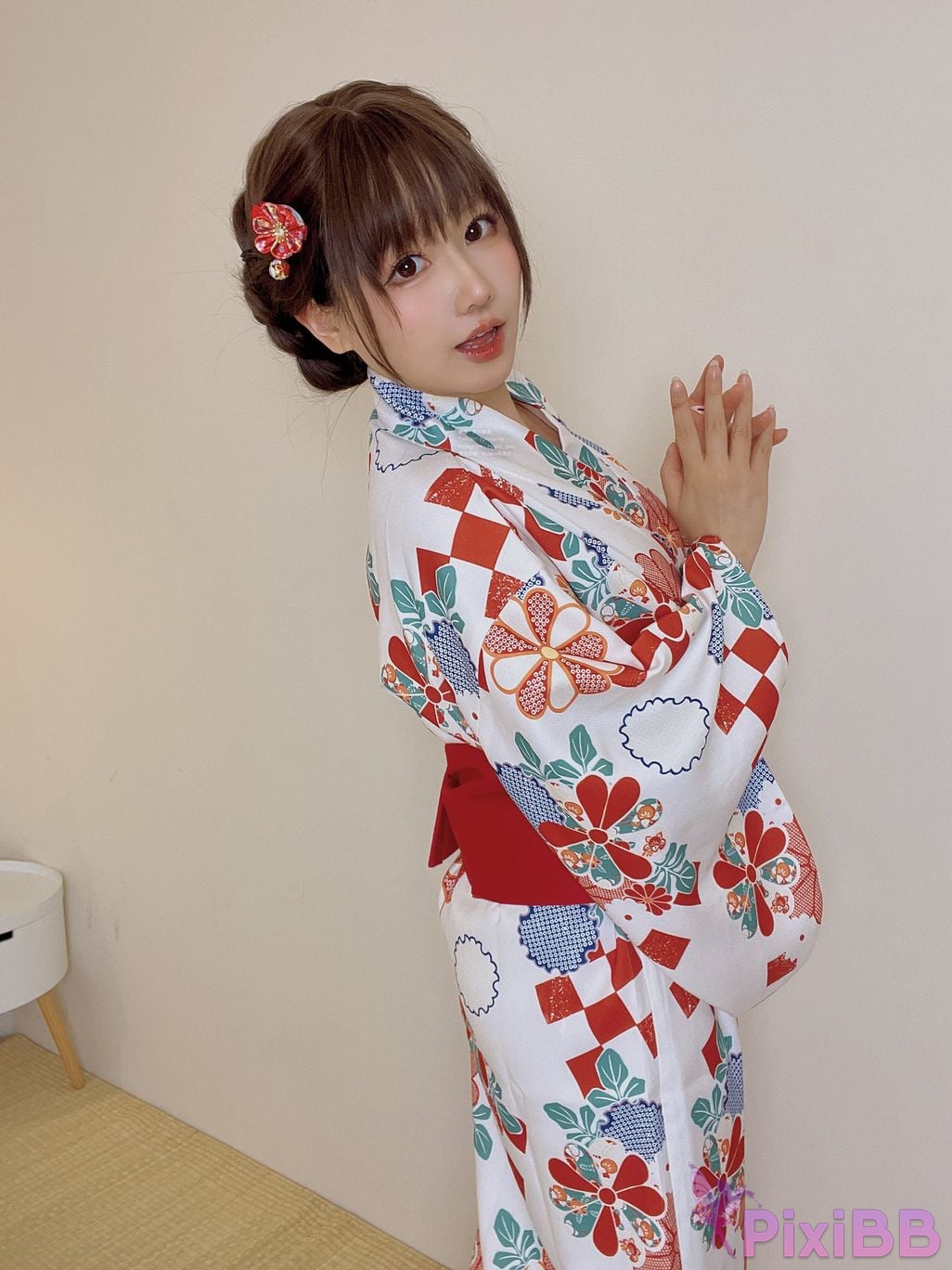 Coser Nyako PixiBB.COM 210.JPG