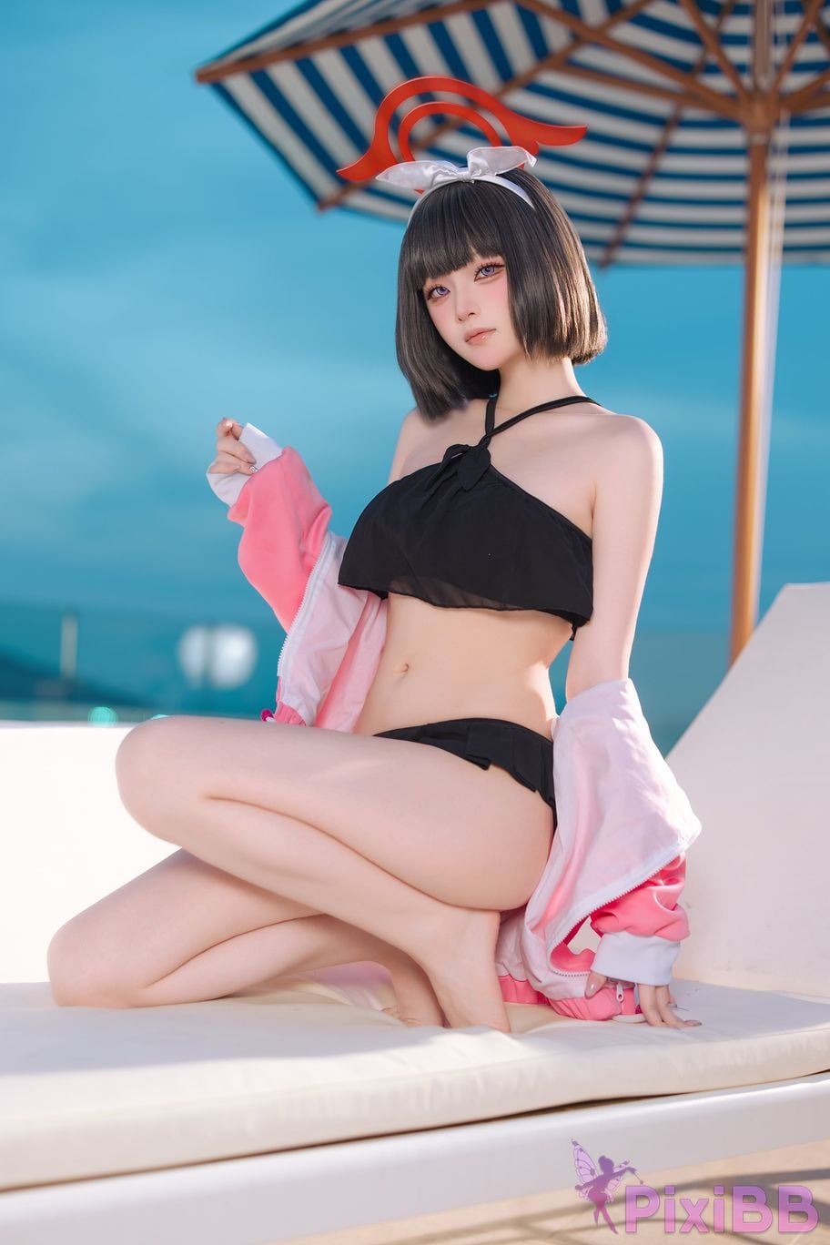 Cosplayer Island fish Blue Archive Jingshan pure white swimsuit PixiBB.COM 006