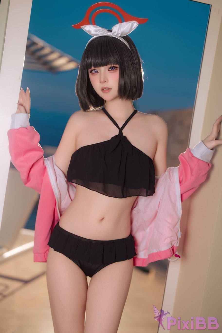 Cosplayer Island fish Blue Archive Jingshan pure white swimsuit PixiBB.COM 009