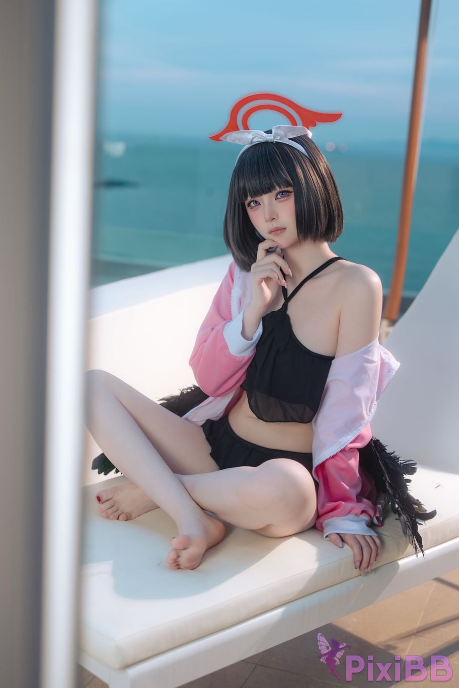Cosplayer Island fish Blue Archive Jingshan pure white swimsuit PixiBB.COM 012