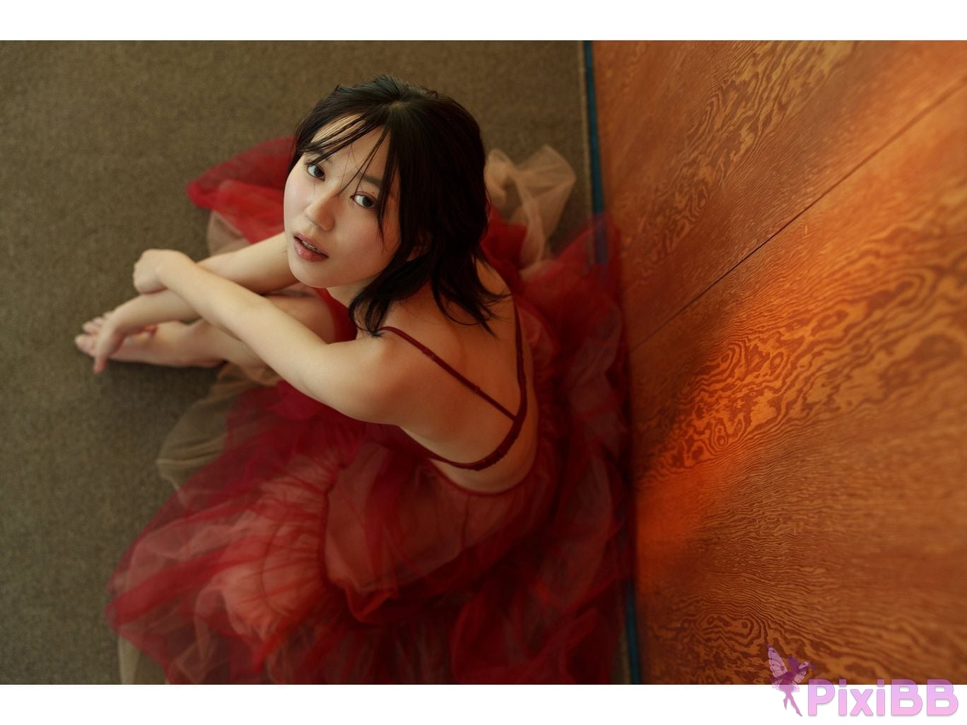 Japanese Idol Sayuri Date rainbow colored shower PARADE digital photo book PixiBB.COM 057