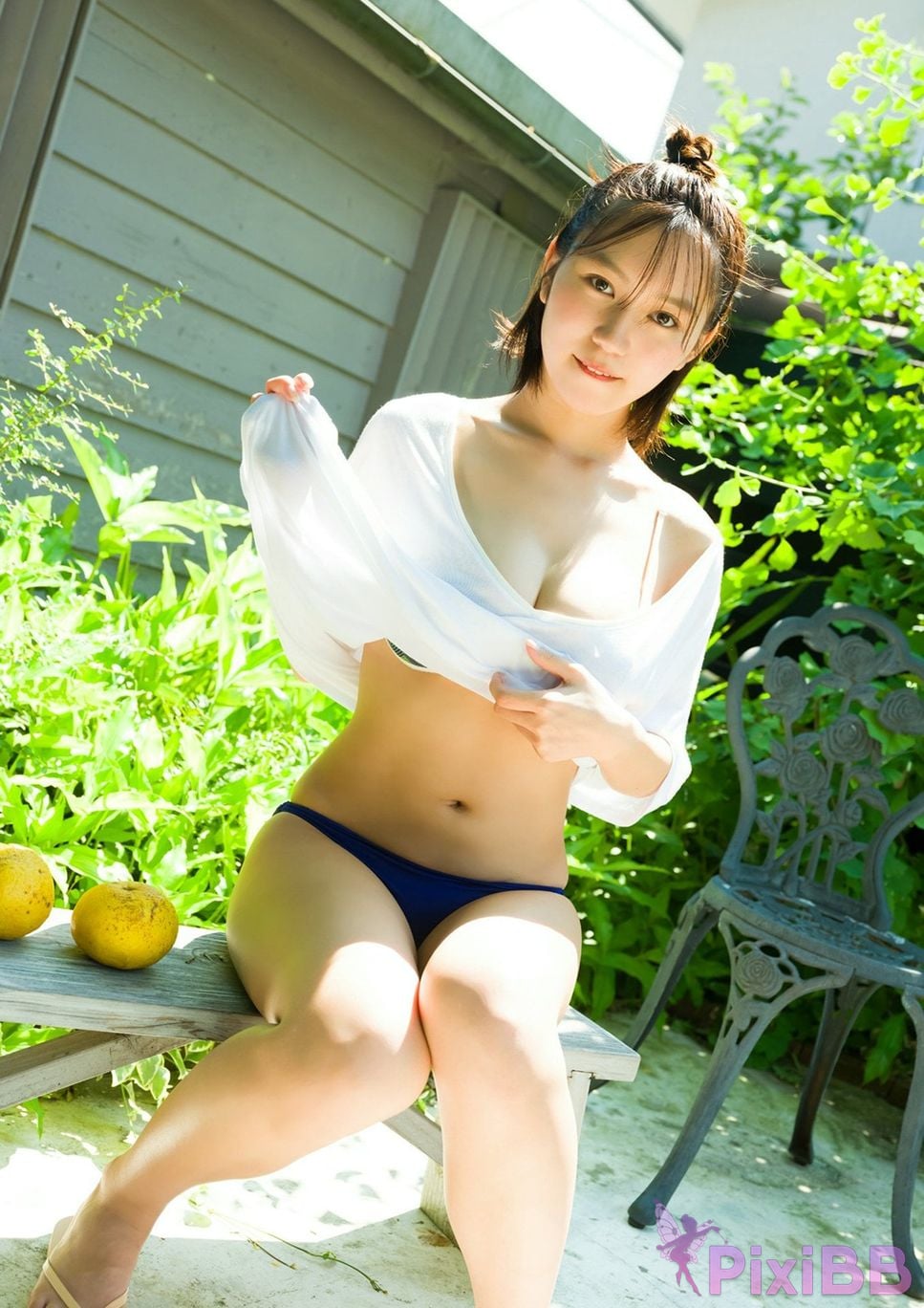 Japanese Idol Kawamichi Sara BRODY digital photo book wave PixiBB.COM 066