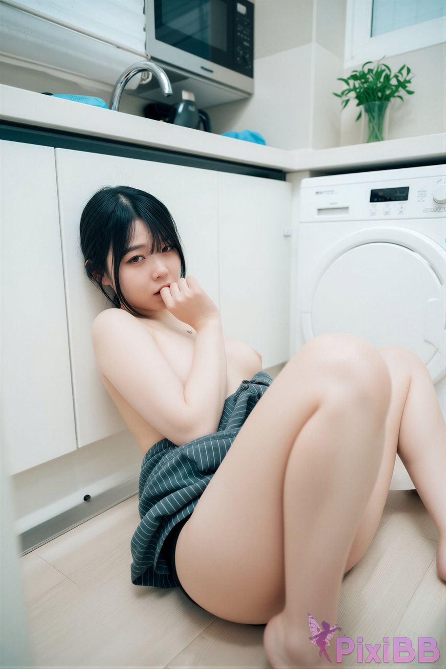 AI Enhanced Haivia Zia Young Wife PixiBB.COM 006