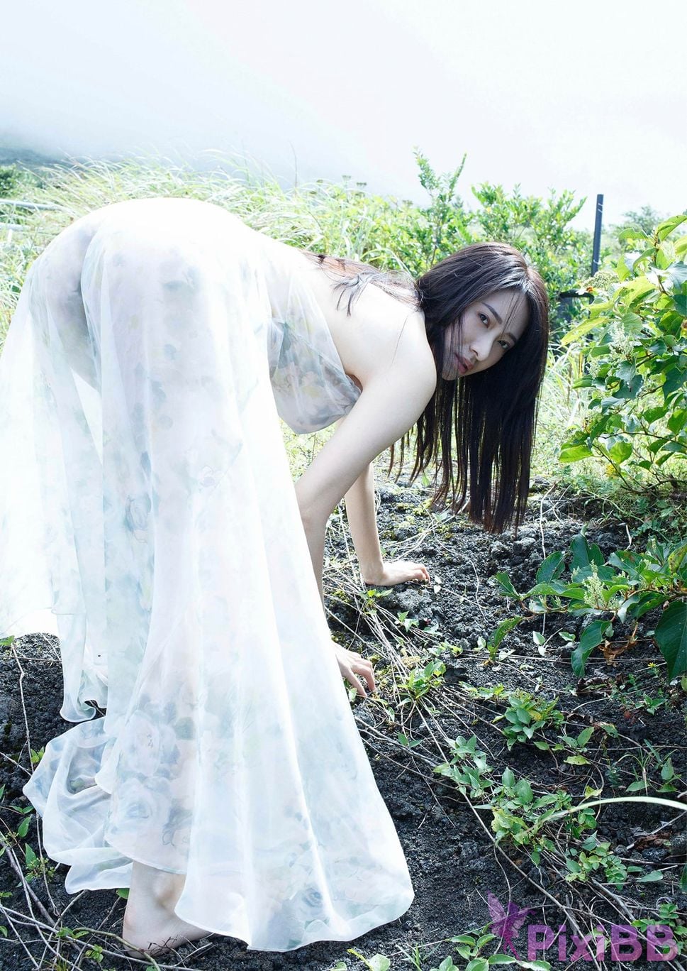 Japanese Idol Someya Yuka Some valleys are fragrant digital photo book red album island of passion PixiBB.COM 013