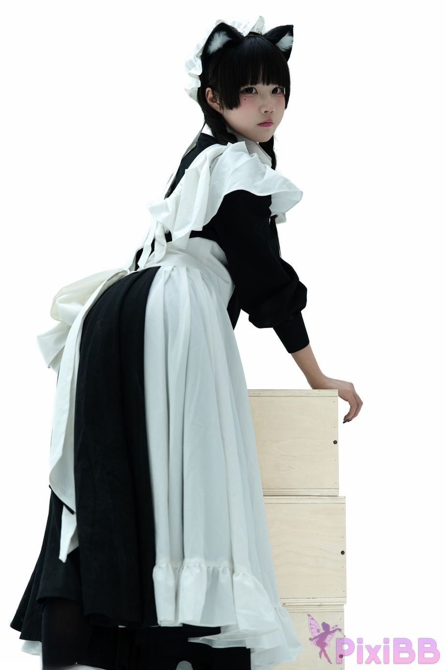 Cosplayer Shimizu Nagi maid illustrated book PixiBB.COM 047