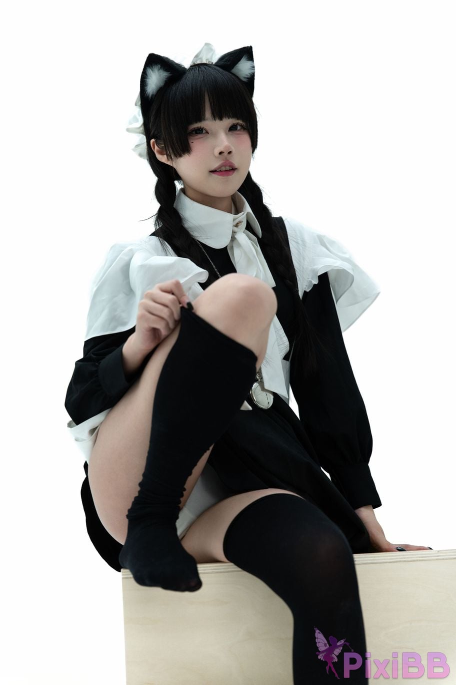 Cosplayer Shimizu Nagi maid illustrated book PixiBB.COM 067