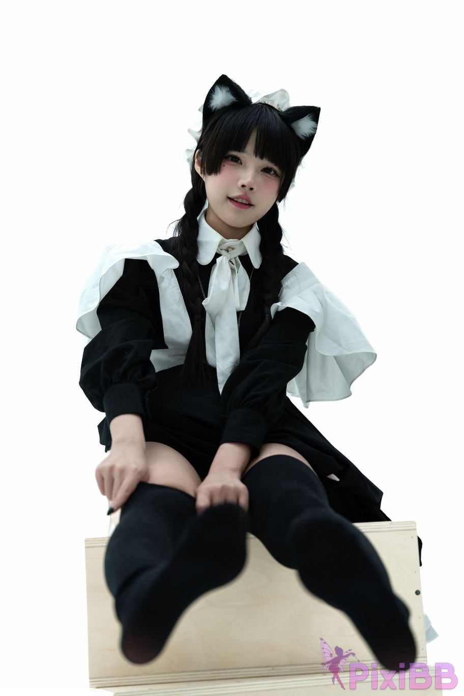 Cosplayer Shimizu Nagi maid illustrated book PixiBB.COM 068