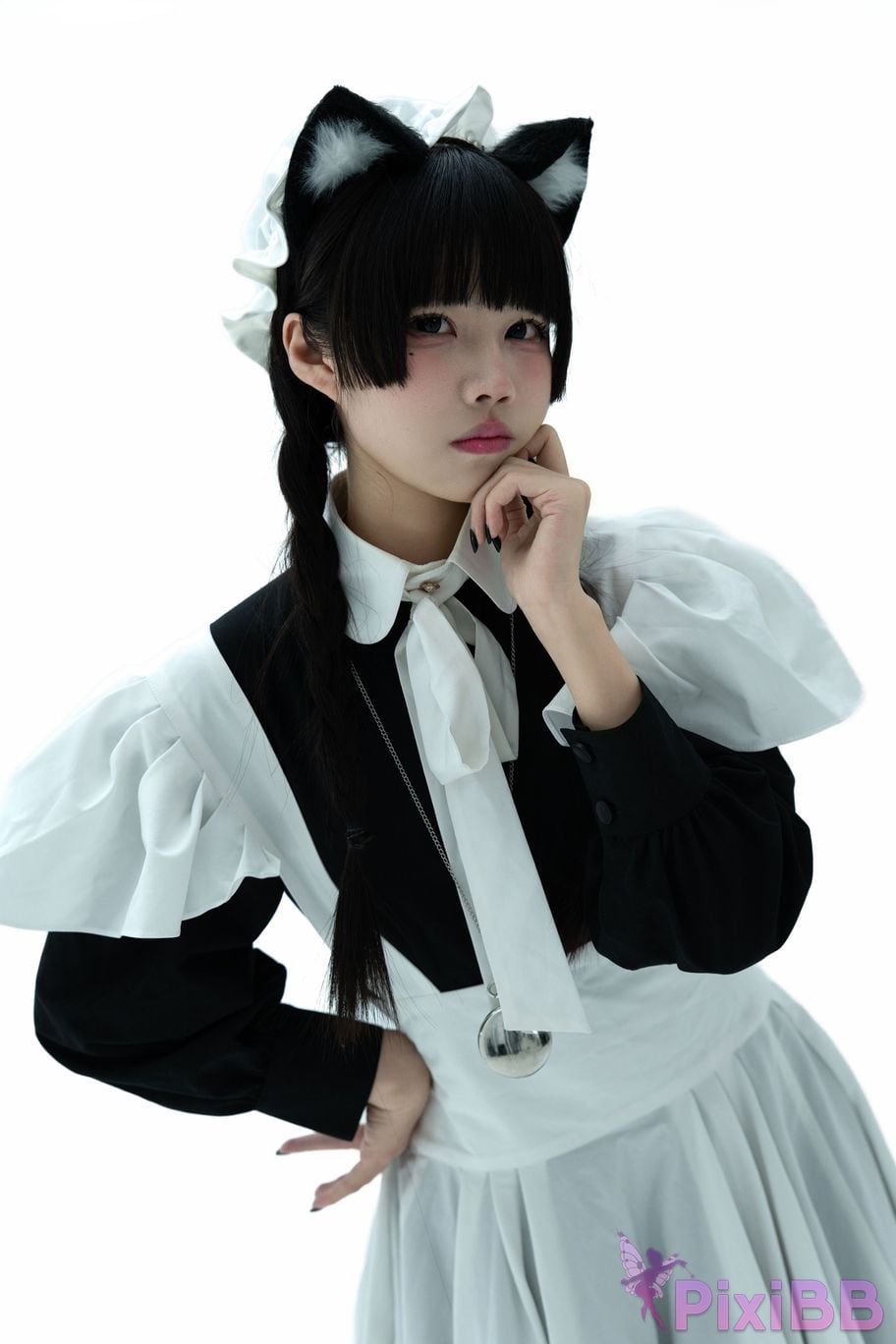 Cosplayer Shimizu Nagi maid illustrated book PixiBB.COM 073