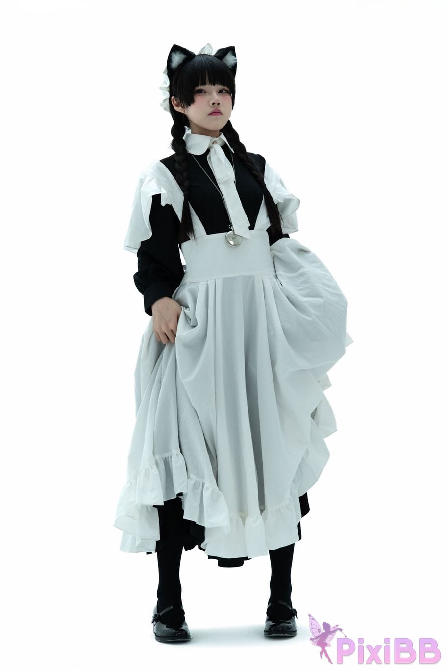 Cosplayer Shimizu Nagi maid illustrated book PixiBB.COM 077