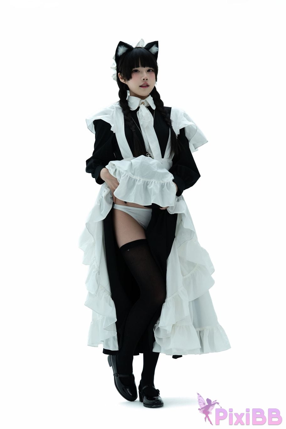 Cosplayer Shimizu Nagi maid illustrated book PixiBB.COM 088