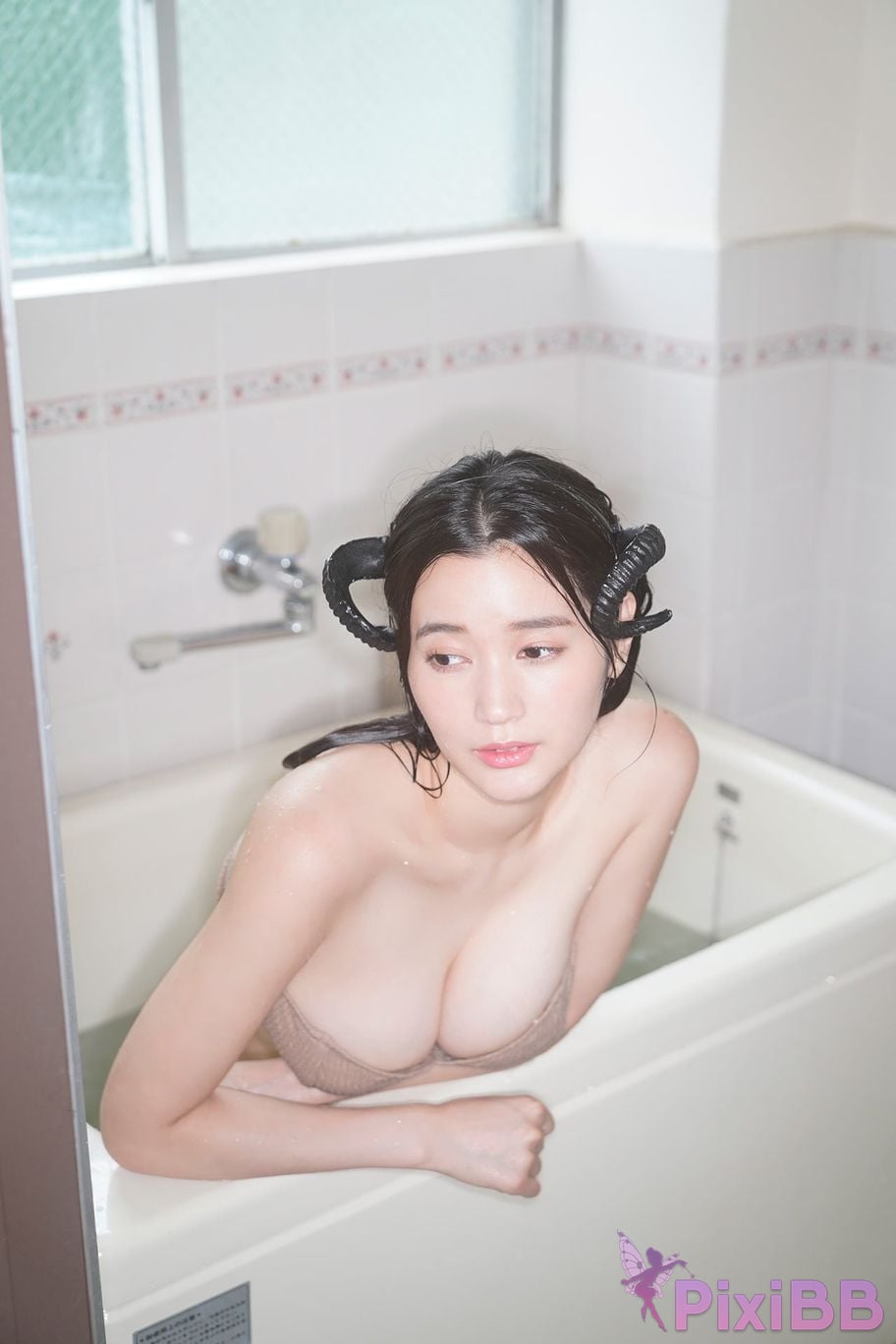 Japanese Idol Arisa Deguchi chu kou ya li sha FLASH digital photo book one day A succubus has settled in PixiBB.COM 053