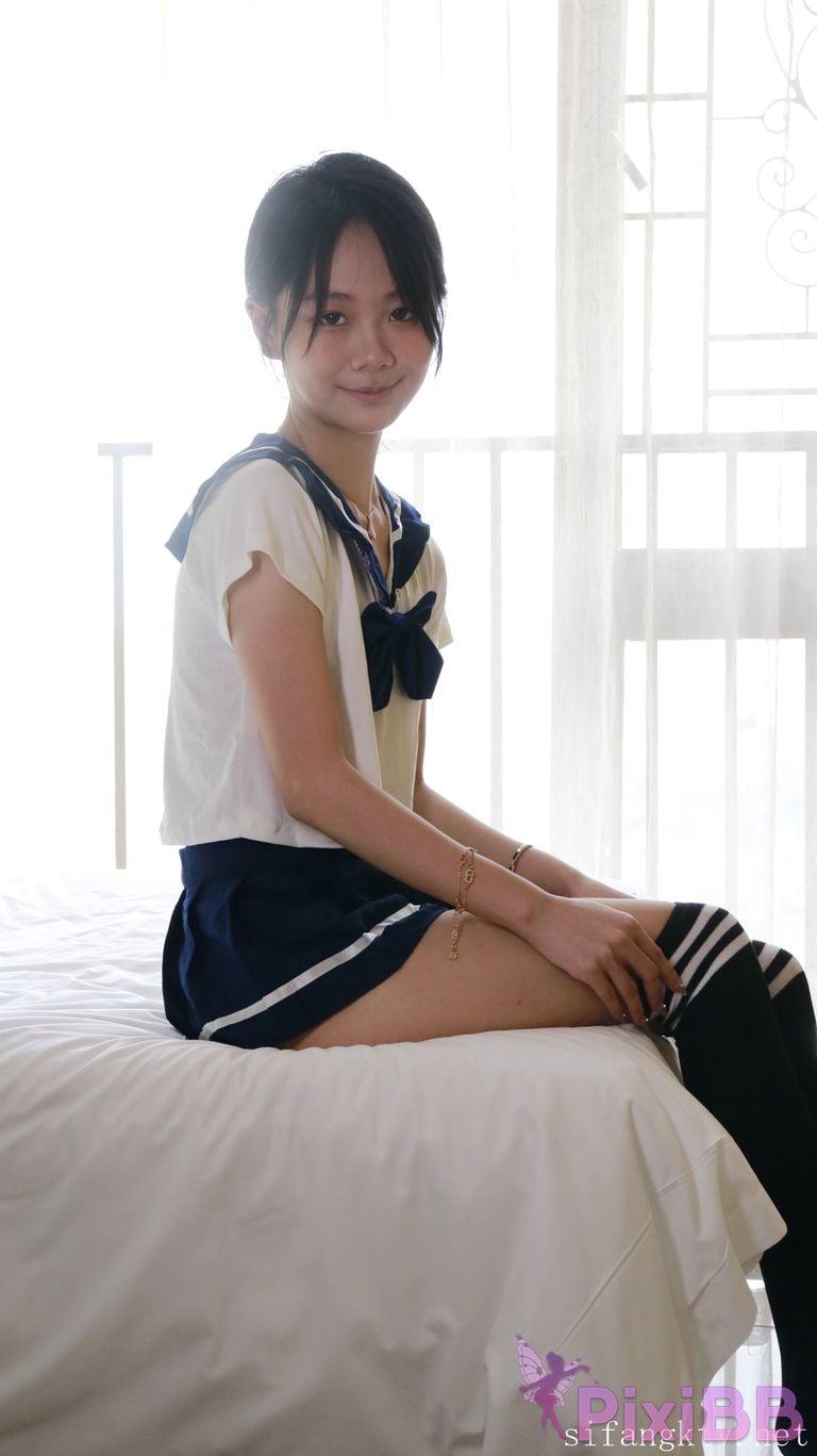 XR Uncensored Xie Xiaocong R18 XIUREN Model Whispers by the window PixiBB.COM 116