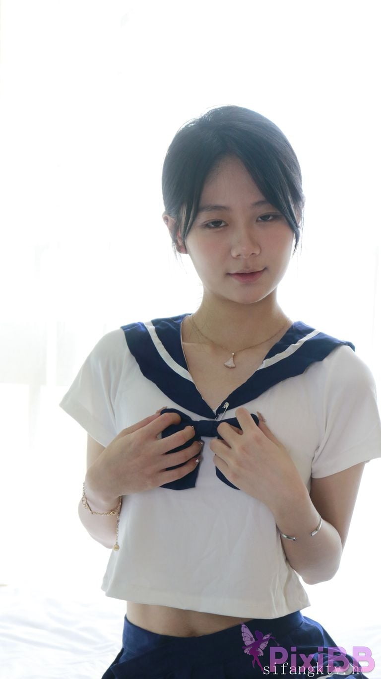XR Uncensored Xie Xiaocong R18 XIUREN Model Whispers by the window PixiBB.COM 130