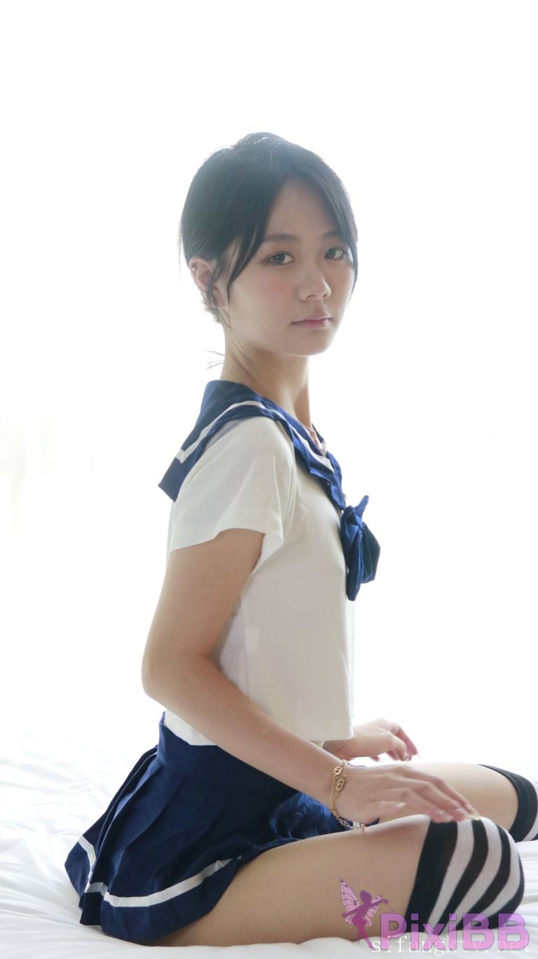 XR Uncensored Xie Xiaocong R18 XIUREN Model Whispers by the window PixiBB.COM 135