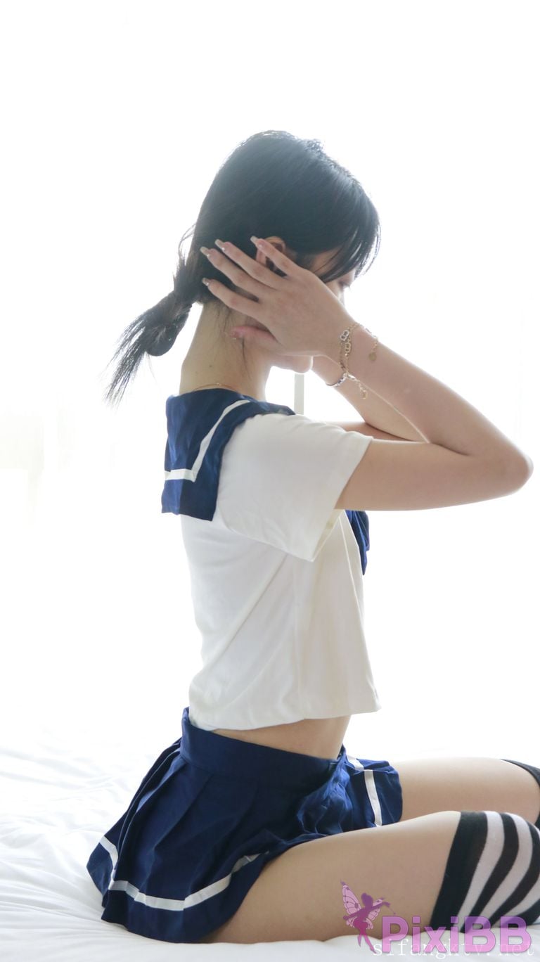 XR Uncensored Xie Xiaocong R18 XIUREN Model Whispers by the window PixiBB.COM 139