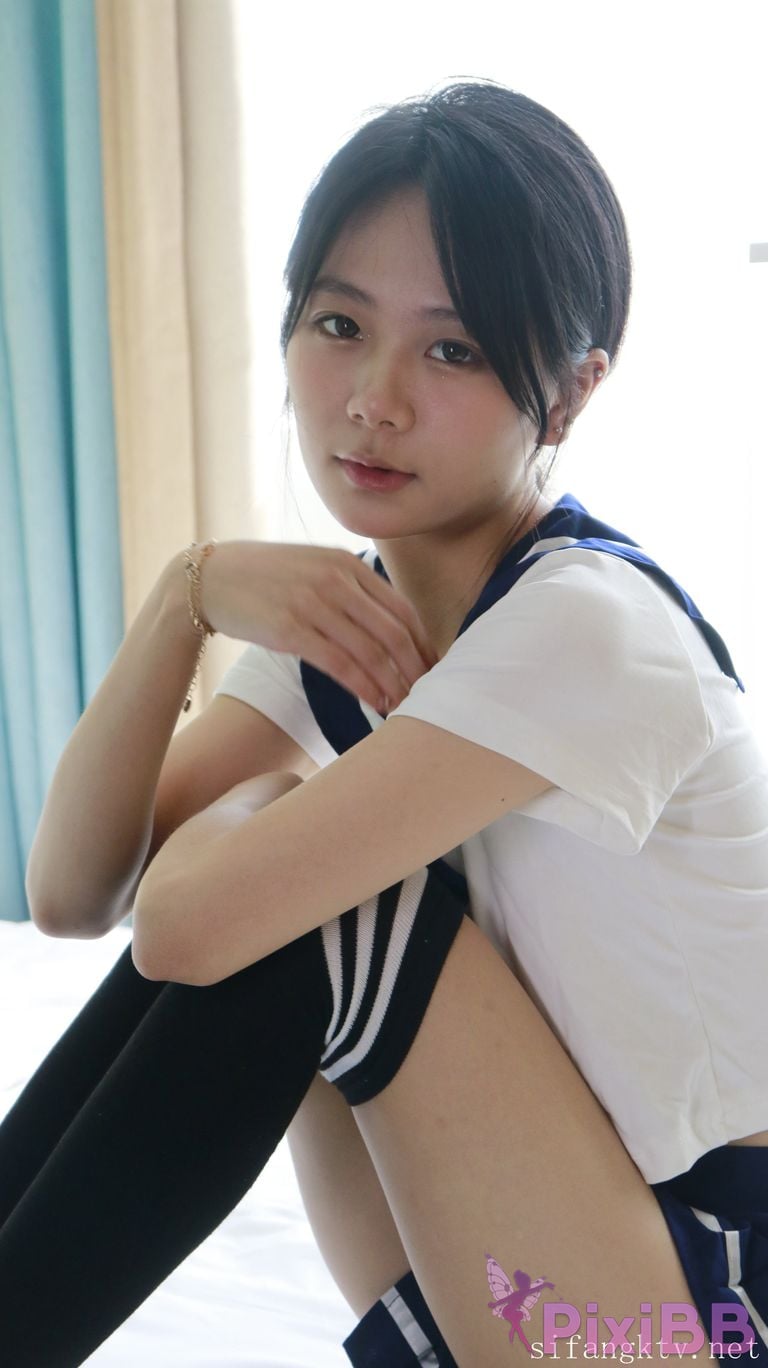 XR Uncensored Xie Xiaocong R18 XIUREN Model Whispers by the window PixiBB.COM 146