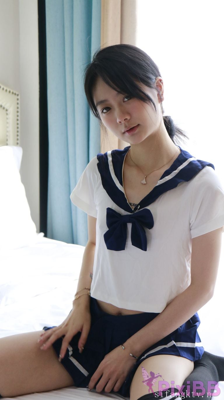 XR Uncensored Xie Xiaocong R18 XIUREN Model Whispers by the window PixiBB.COM 165