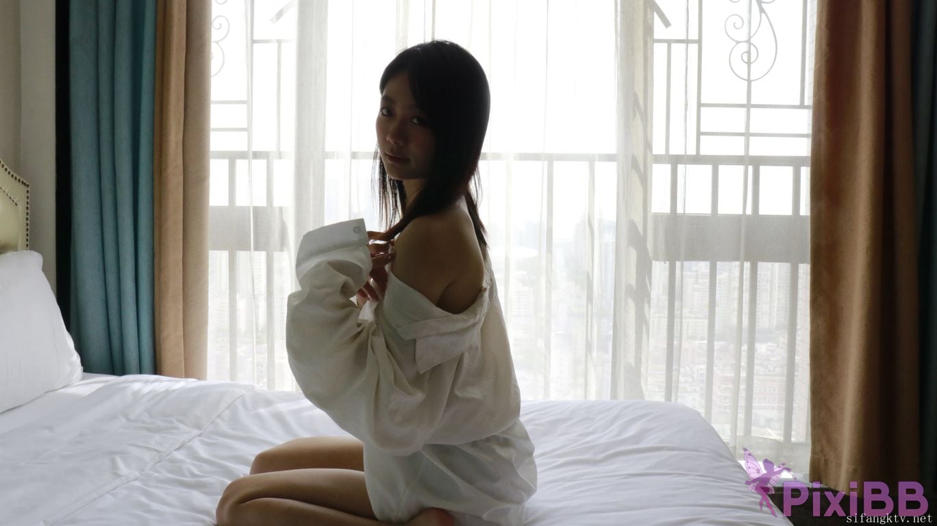 XR Uncensored Xie Xiaocong R18 XIUREN Model Whispers by the window PixiBB.COM 175