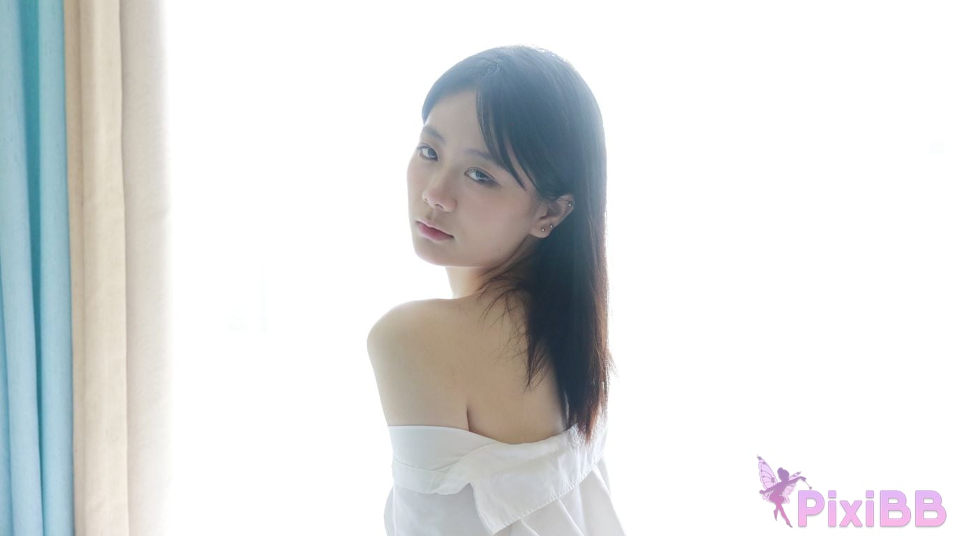 XR Uncensored Xie Xiaocong R18 XIUREN Model Whispers by the window PixiBB.COM 274