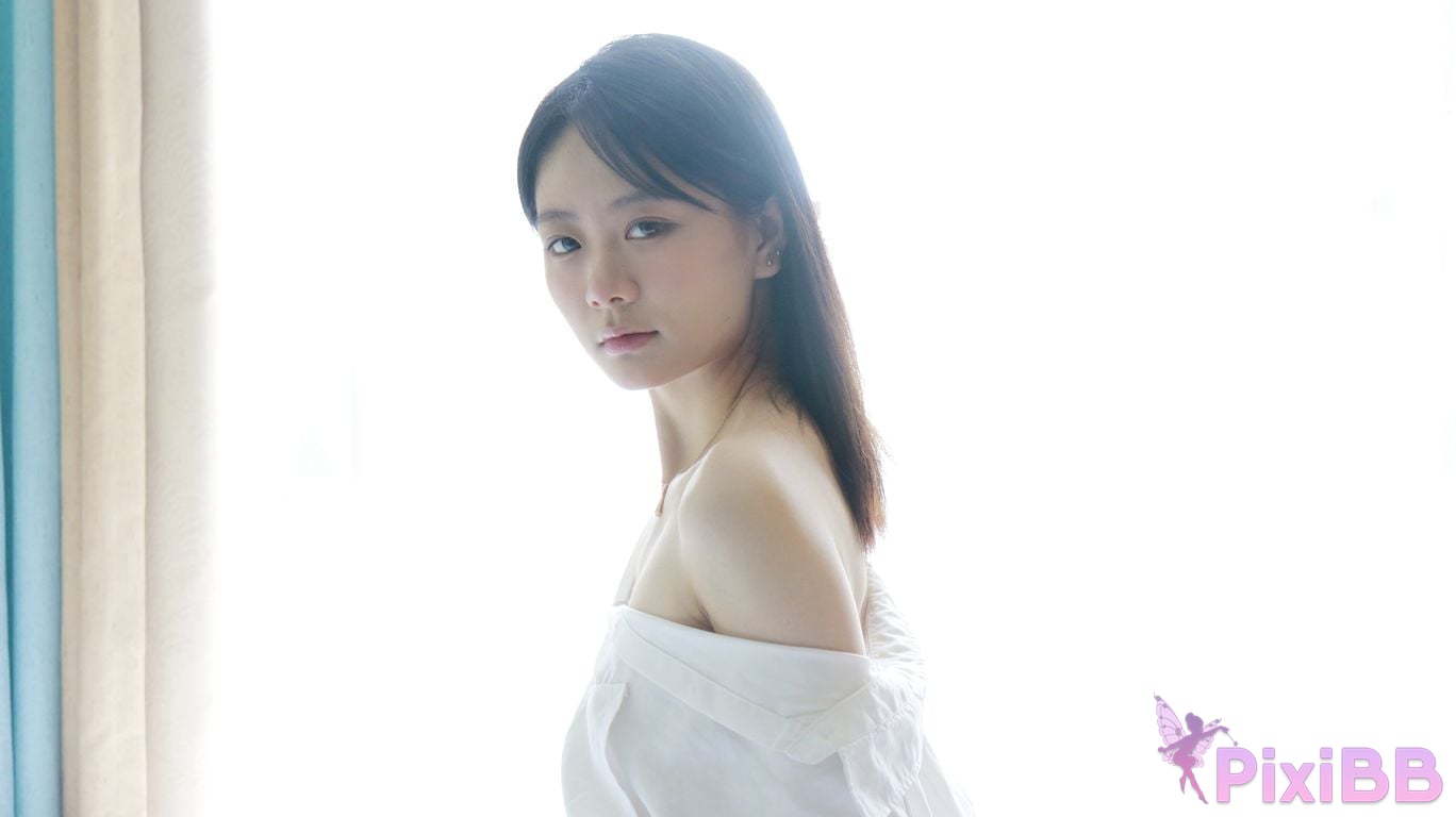 XR Uncensored Xie Xiaocong R18 XIUREN Model Whispers by the window PixiBB.COM 285
