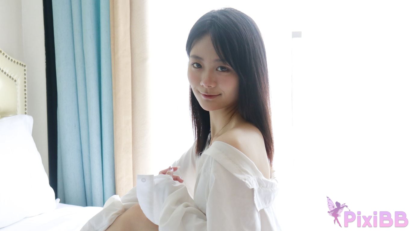 XR Uncensored Xie Xiaocong R18 XIUREN Model Whispers by the window PixiBB.COM 307