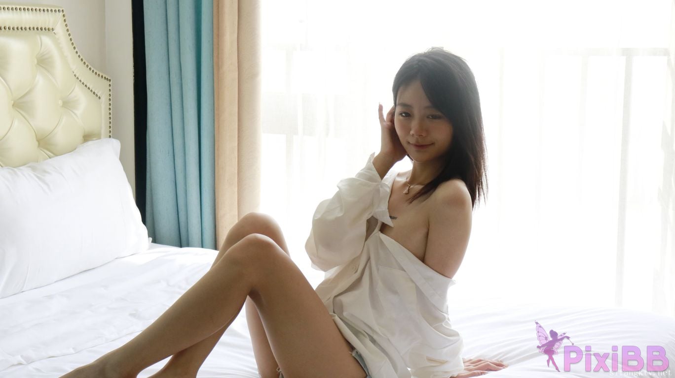 XR Uncensored Xie Xiaocong R18 XIUREN Model Whispers by the window PixiBB.COM 346