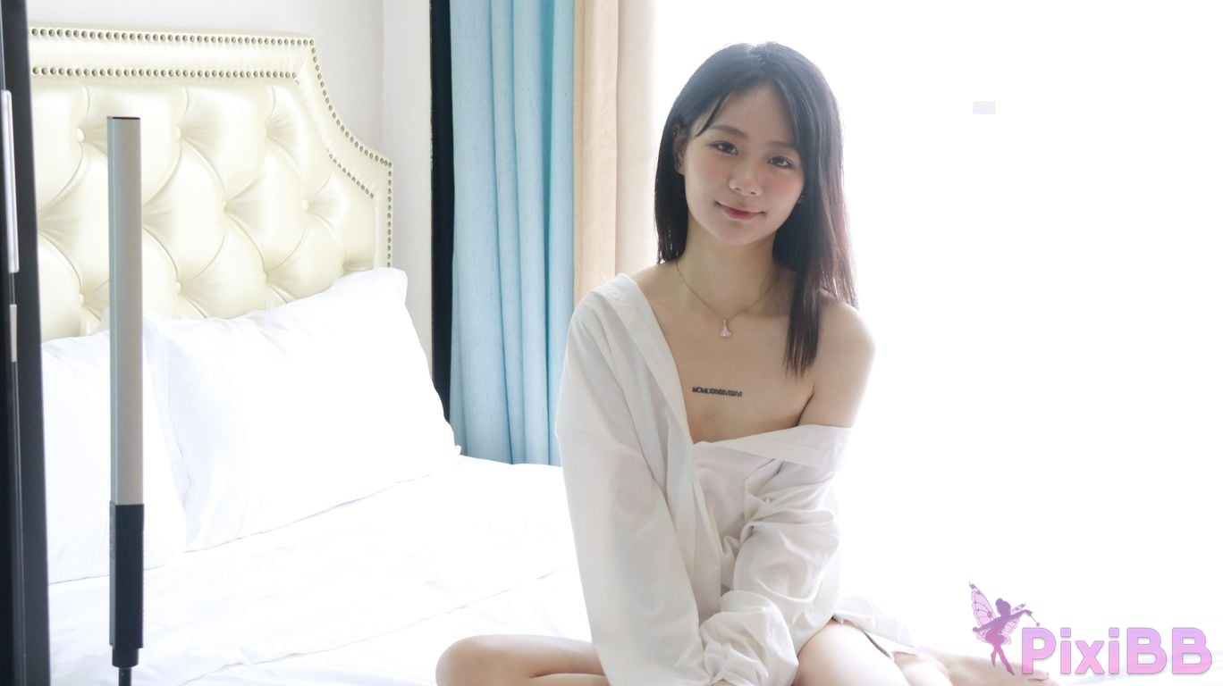 XR Uncensored Xie Xiaocong R18 XIUREN Model Whispers by the window PixiBB.COM 349