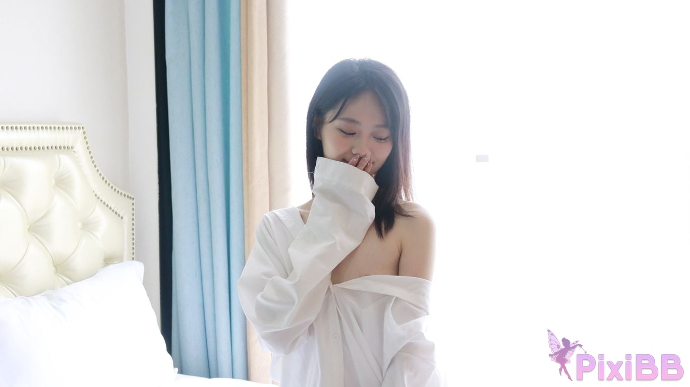 XR Uncensored Xie Xiaocong R18 XIUREN Model Whispers by the window PixiBB.COM 354