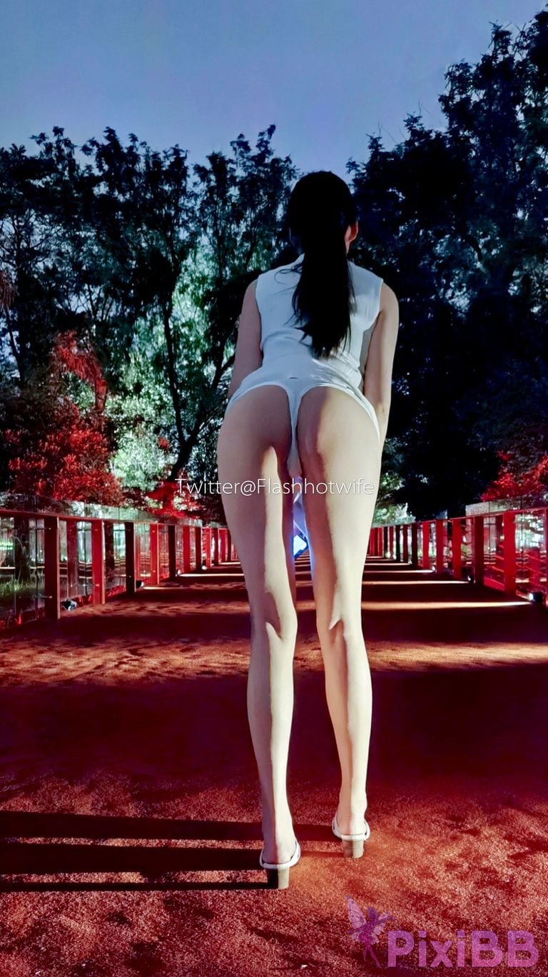 OtherXXX Flashhotwife Master Shan Married woman exposed 3P Field battle The best goddess contrast PixiBB.COM 284