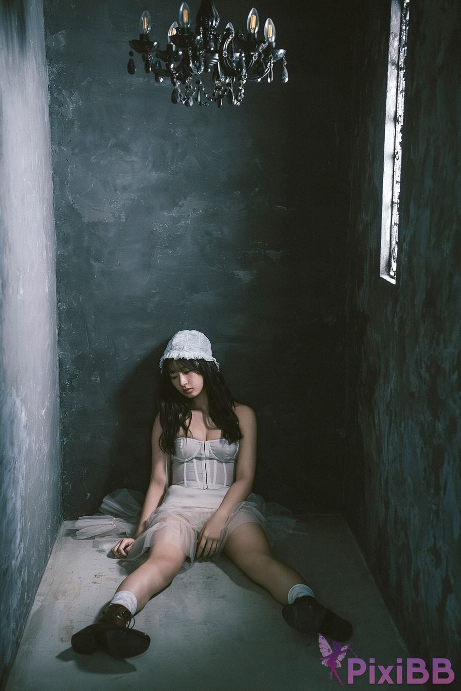 Japanese Idol Hinata Matsumoto lonely Lovely Doll PARADE digital photo book PixiBB.COM 002