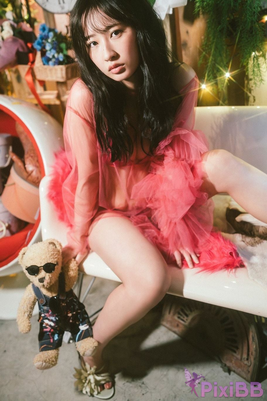 Japanese Idol Hinata Matsumoto lonely Lovely Doll PARADE digital photo book PixiBB.COM 040