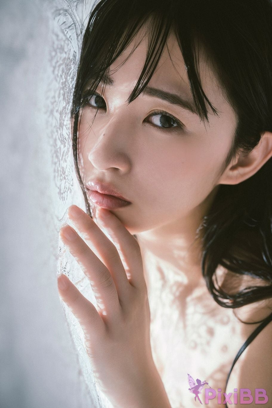 Japanese Idol Hinata Matsumoto lonely Lovely Doll PARADE digital photo book PixiBB.COM 050