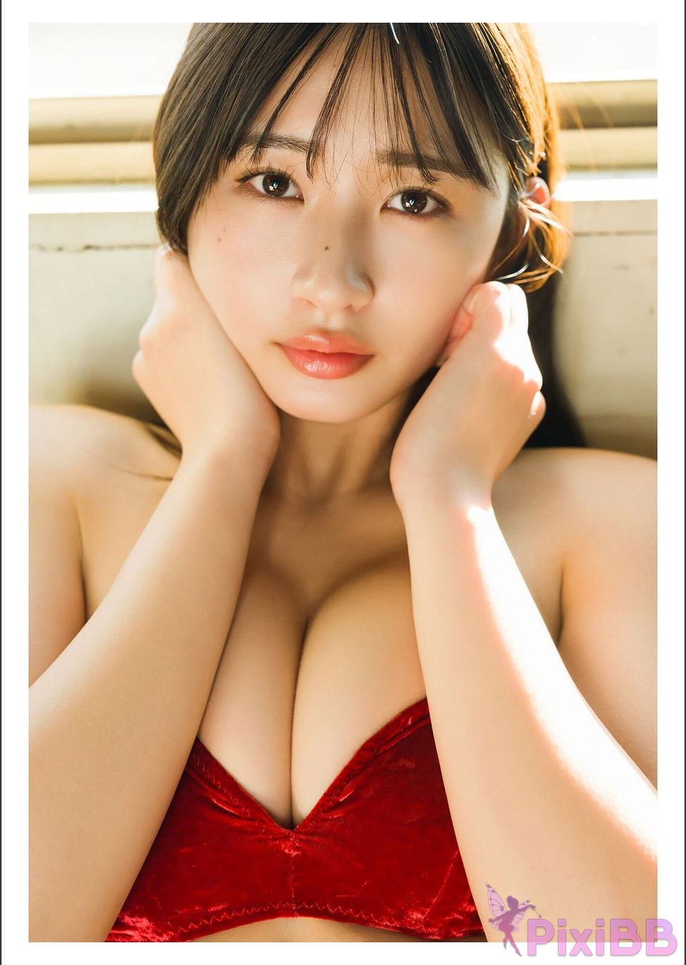 Japanese Idol Hinata Matsumoto Digitally exclusive photo book The Beautiful Charmant Wani Books Digital Photo Book PixiBB.COM 028