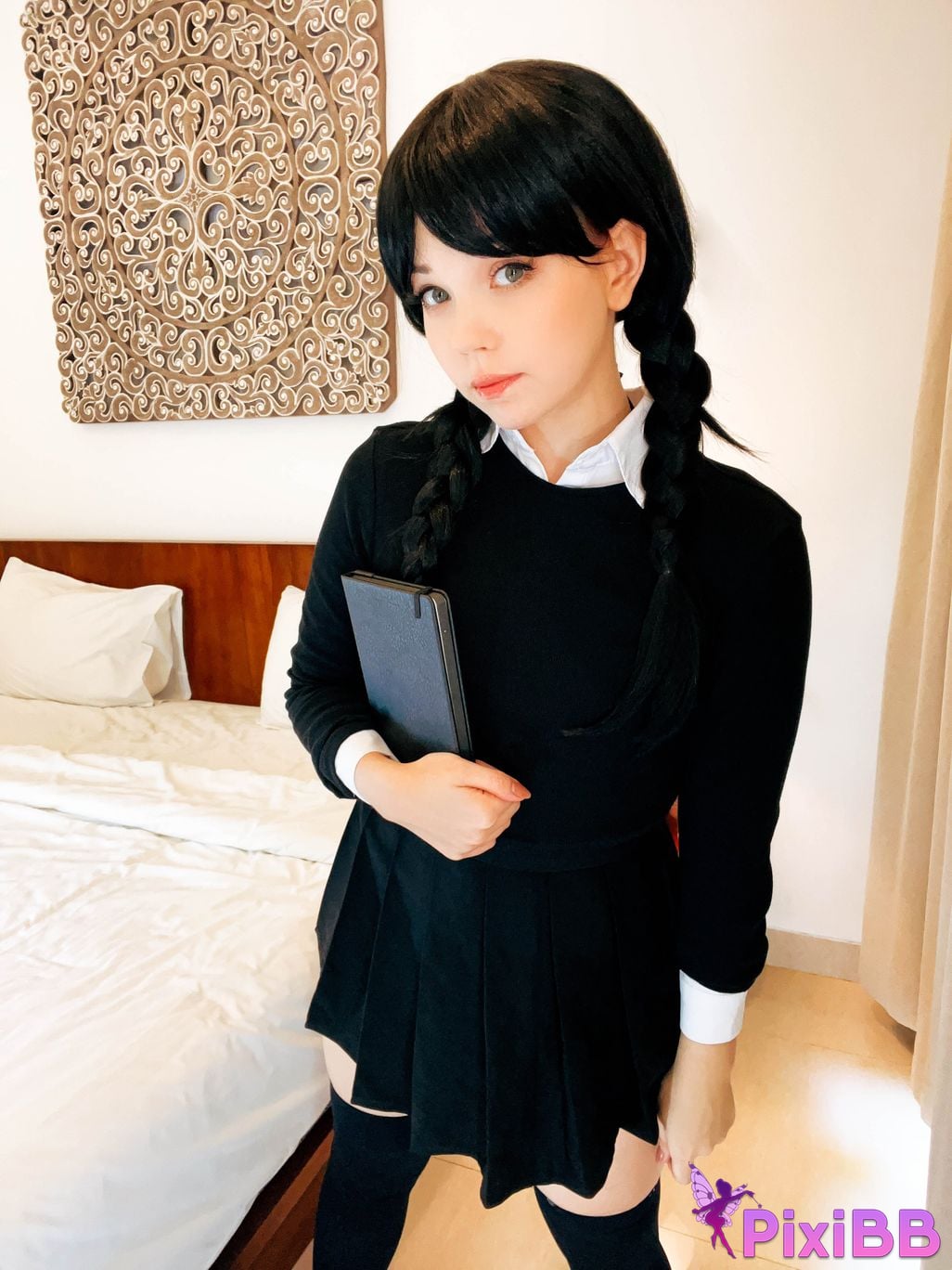 Caticornplay Wednesday Addams PixiBB.COM